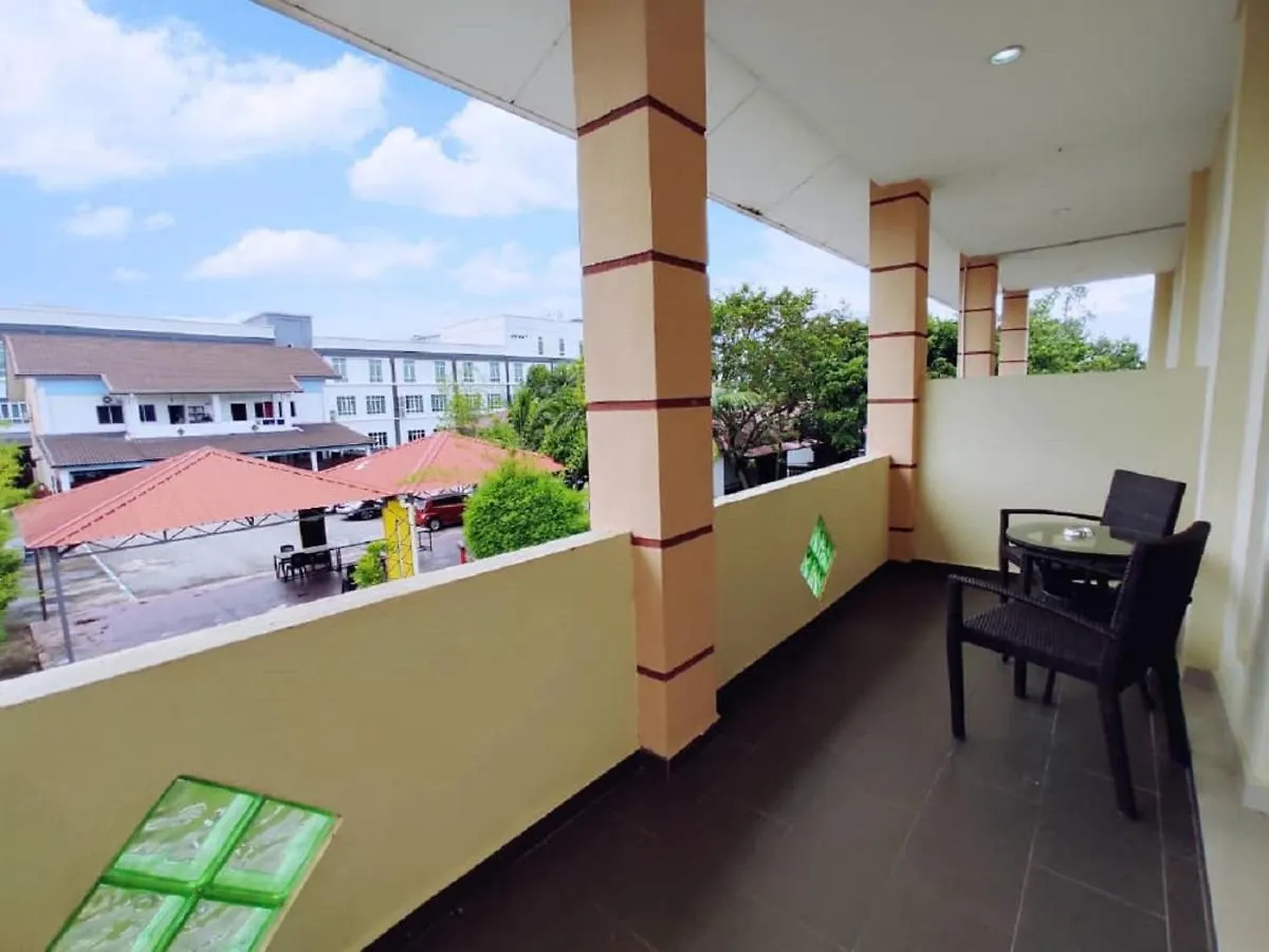 Adina Drive-In Motel Cenang - Managed By Shell Out Resort Pantai Cenang  Hotel Pantai Cenang (Langkawi)